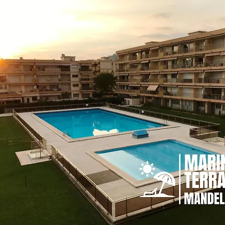 아파트 Marina Terrace 망들리유 라 나플
