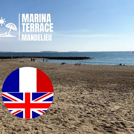 Marina Terrace 아파트