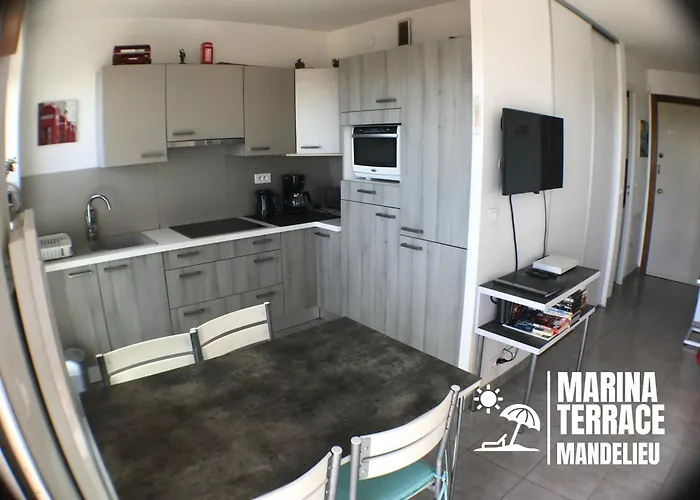 Marina Terrace Apartament Mandelieu